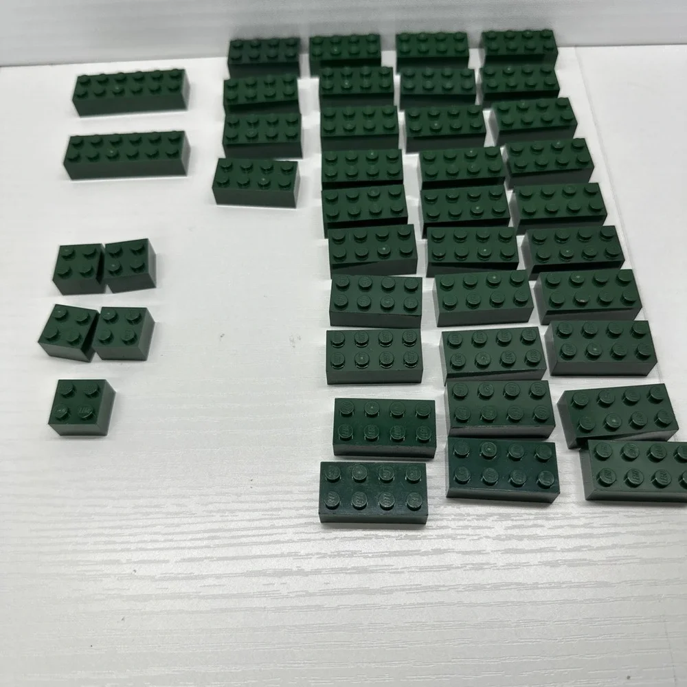 Lego Parts Pieces - Dark Green Brick Lot Of 41 - 2x2, 2x4 &‎ 2x6